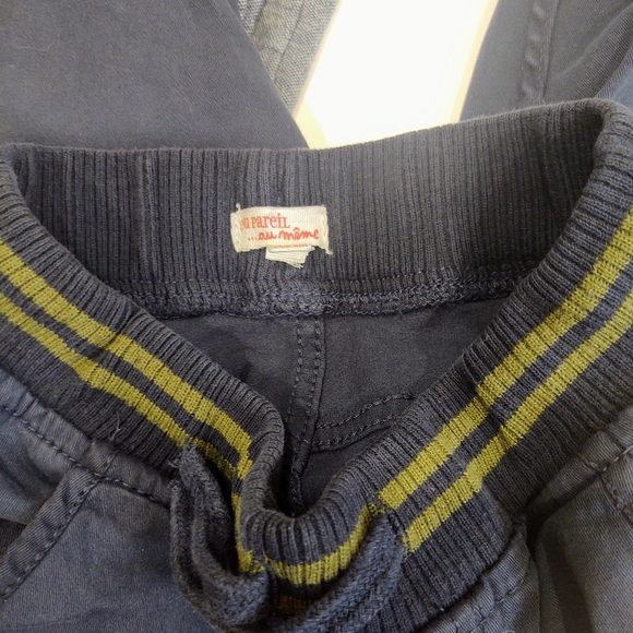 Set of Boys Pants - Picture 4 of 6